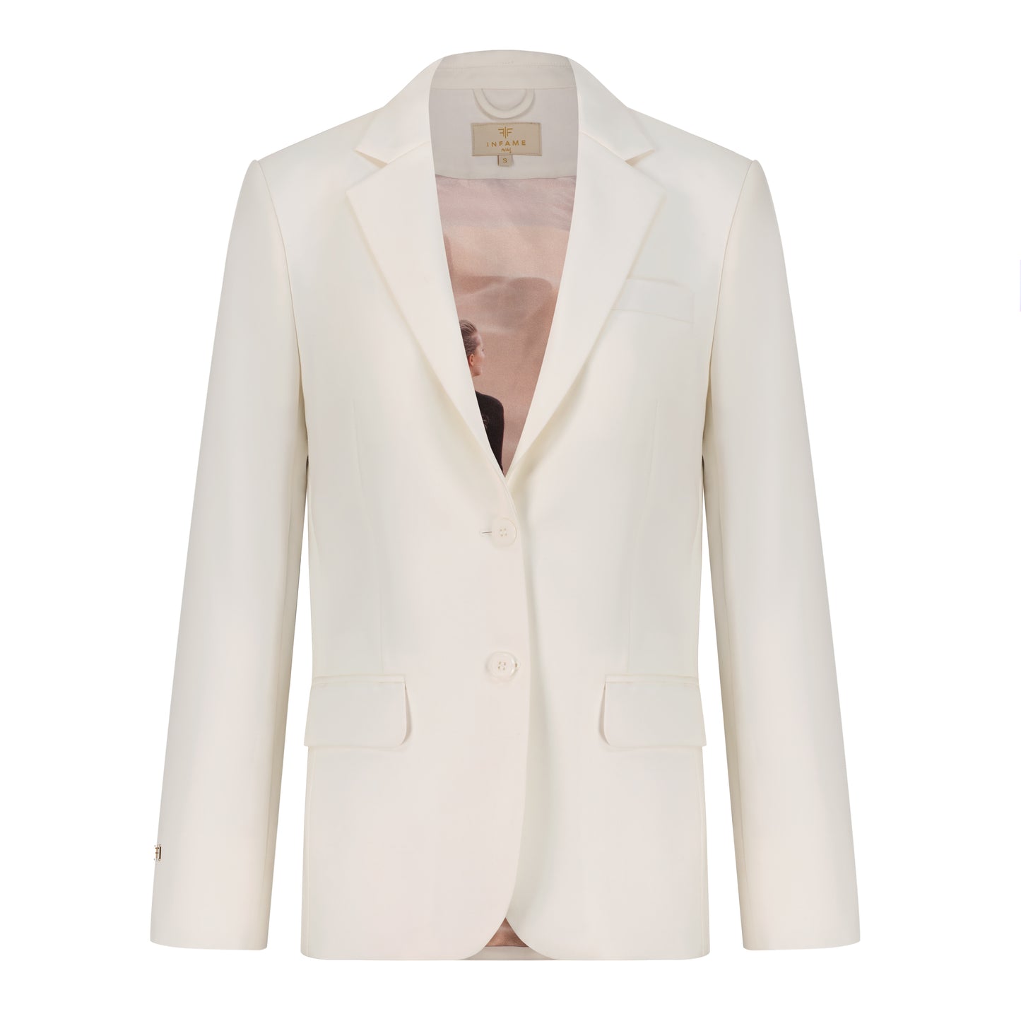 ‘DAMSA’  THE DESERT ROSE (Jacket)