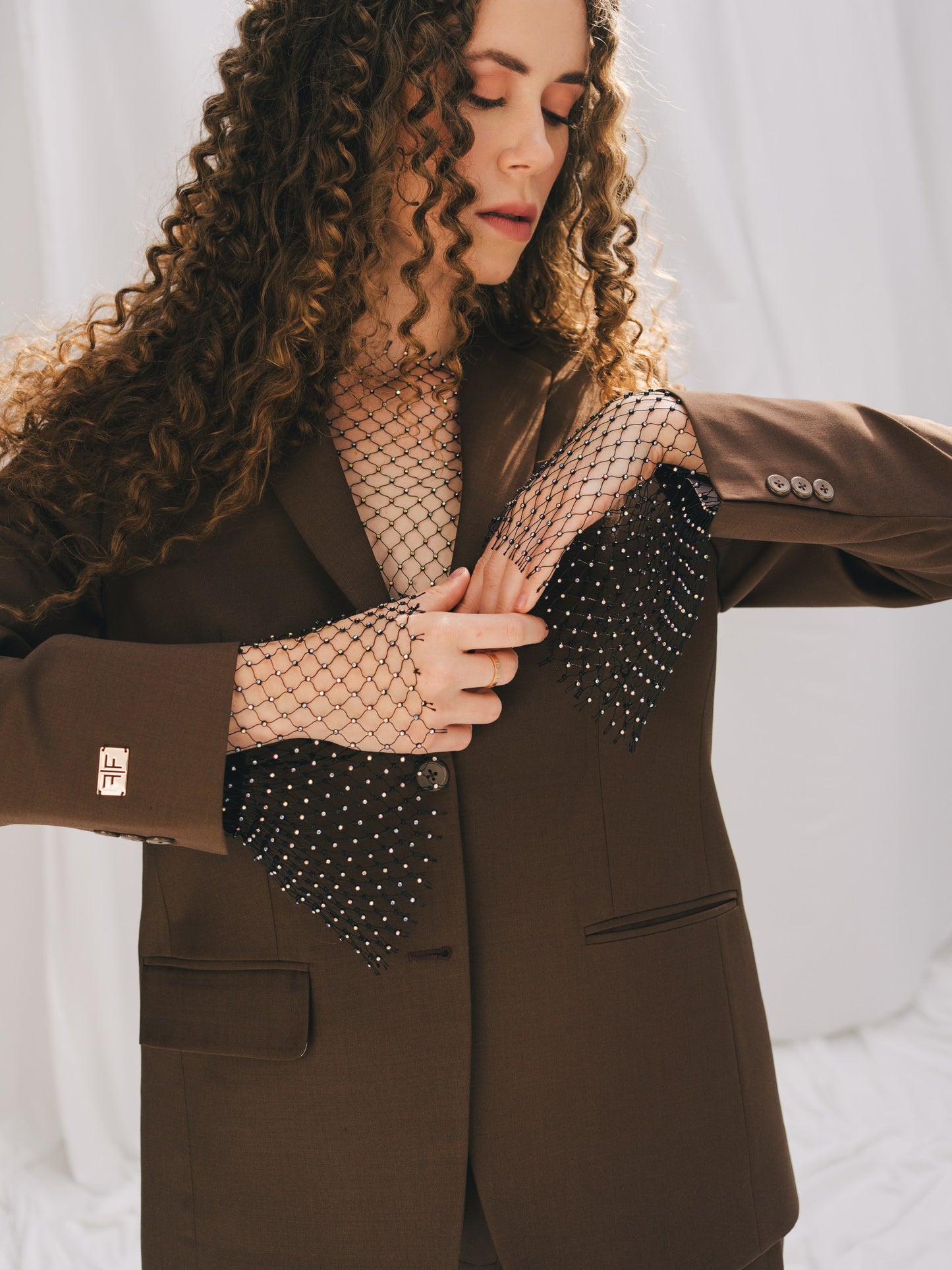 ‘BUNNI’  THE MOCHA SANDS (Jacket)
