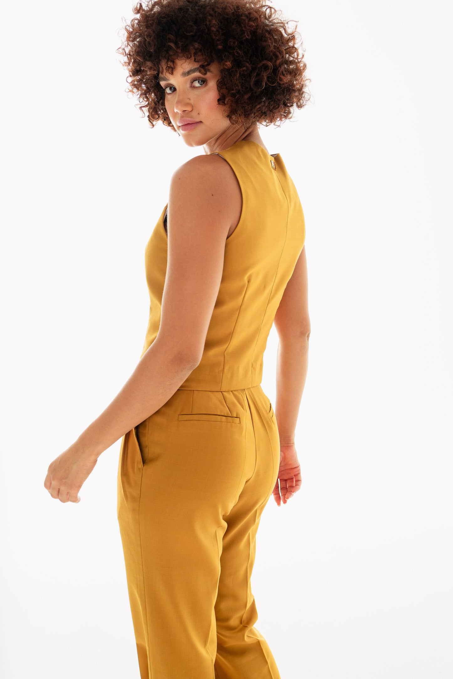 ‘SAMRA’  THE GOLDEN SANDS (Vest)